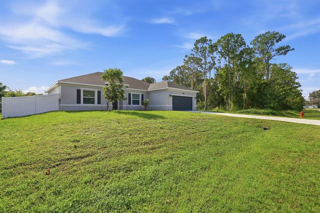 1261 SW Curry Street, Port St. Lucie, FL 34983
