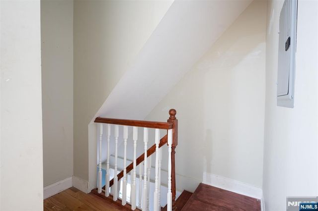 39 Orient Avenue, Jersey City, NJ 07305
