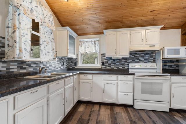 6692 County Rd C, South Range, WI 54874