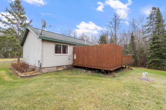 6692 County Rd C, South Range, WI 54874