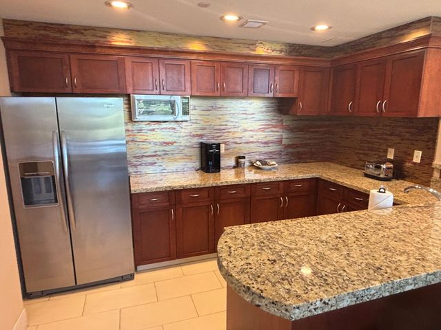 200 S Sycamore Street 1217, Branson, MO 65616