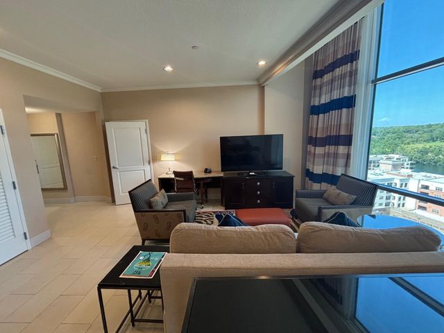 200 S Sycamore Street 1217, Branson, MO 65616