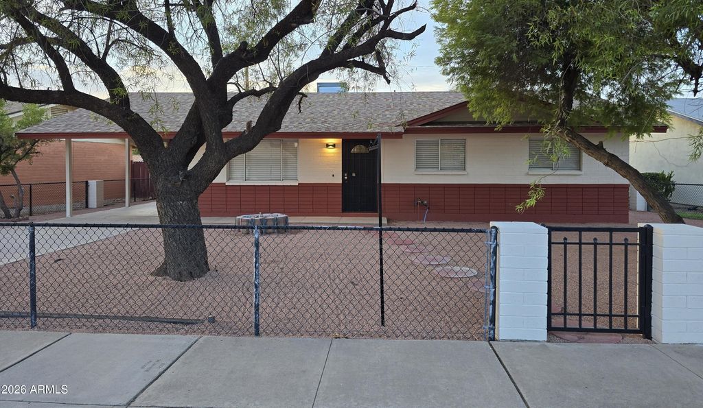 264 E 9TH Drive, Mesa, AZ 85210 — photo 2