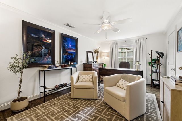 4930 W Hanover Avenue, Dallas, TX 75209