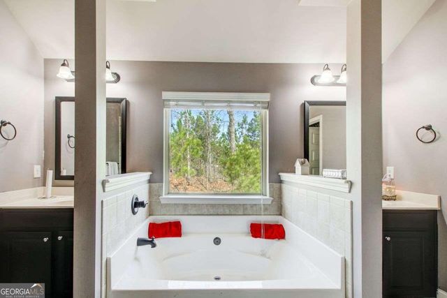 7933 Heathmore Drive, Fairburn, GA 30213