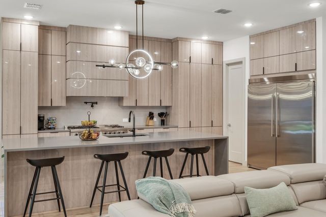 7519 Robin Road, Dallas, TX 75209