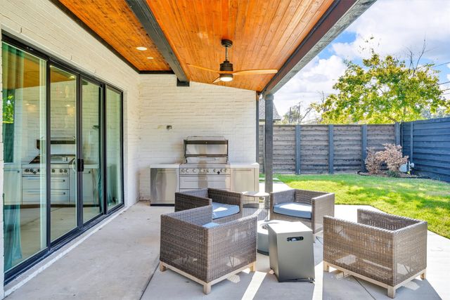 7519 Robin Road, Dallas, TX 75209