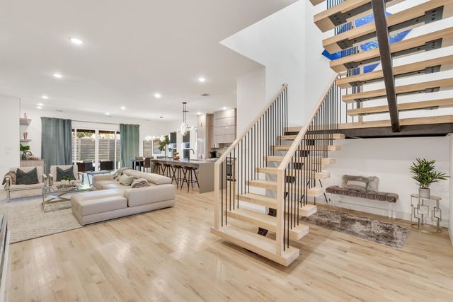 7519 Robin Road, Dallas, TX 75209