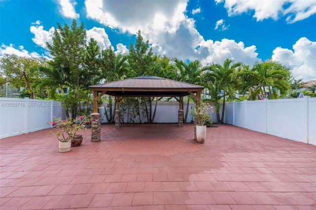 3440 W 100th Terrace 0, Hialeah, FL 33018