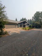 1012 W Winder Ln, Spokane, WA 99224