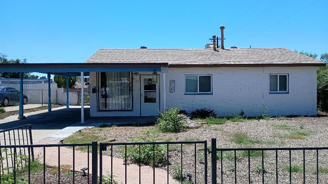 8922 CLAREMONT Avenue NE, Albuquerque, NM 87112