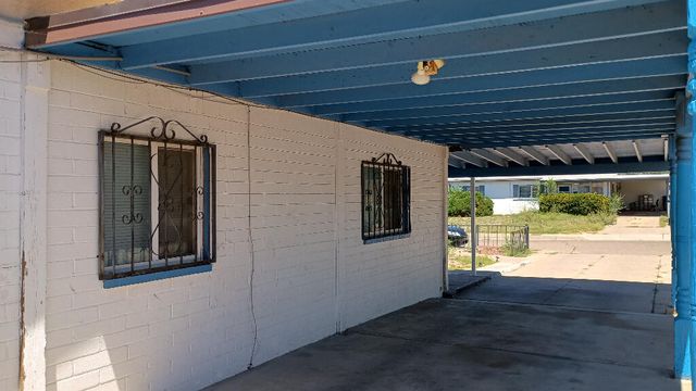 8922 CLAREMONT Avenue NE, Albuquerque, NM 87112