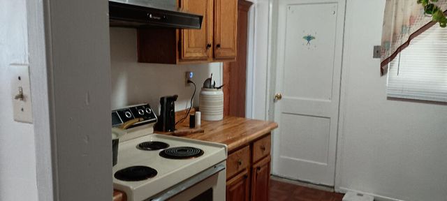 8922 CLAREMONT Avenue NE, Albuquerque, NM 87112