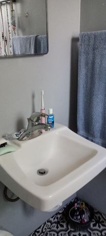 8922 CLAREMONT Avenue NE, Albuquerque, NM 87112