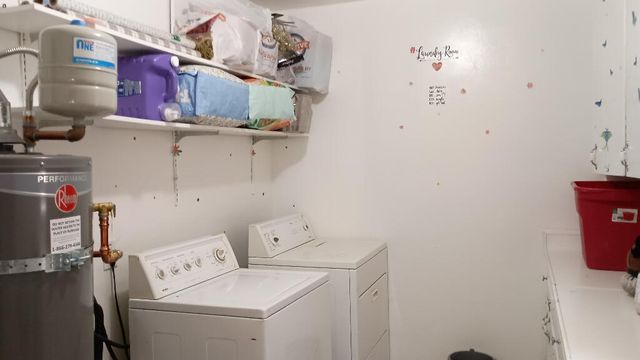 8922 CLAREMONT Avenue NE, Albuquerque, NM 87112