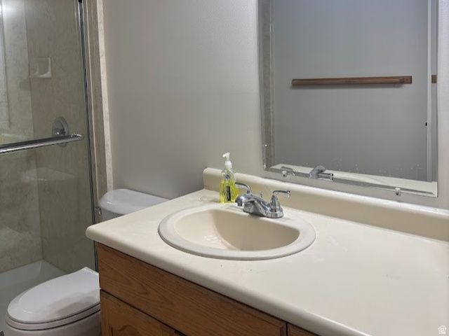 7242 S CALLIE DR, West Jordan, UT 84084