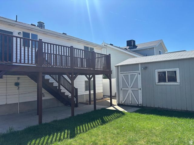 7242 S CALLIE DR, West Jordan, UT 84084