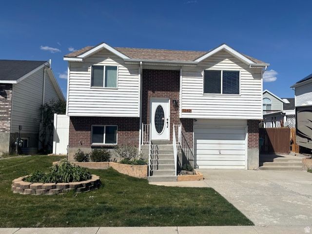 7242 S CALLIE DR, West Jordan, UT 84084