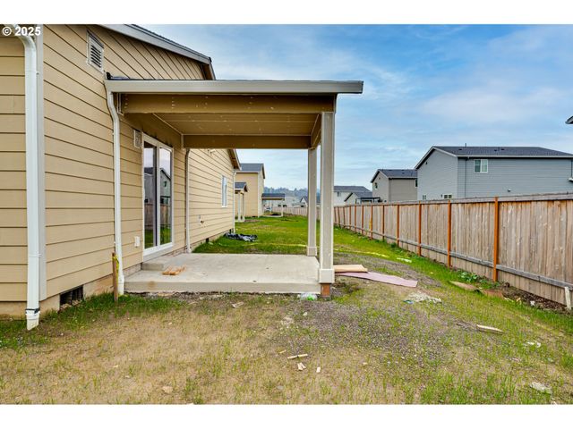 2008 Henderson Way, Longview, WA 98632