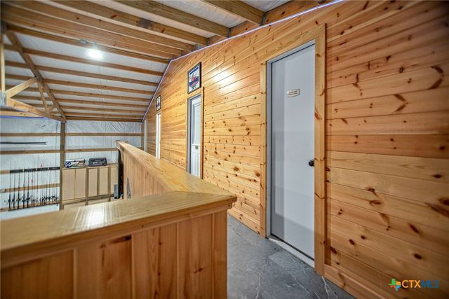 185 E Tiki Drive, Seadrift, TX 77983