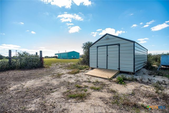 185 E Tiki Drive, Seadrift, TX 77983