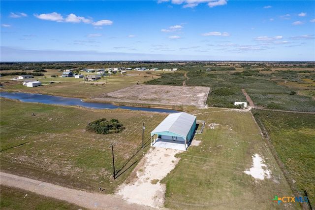 185 E Tiki Drive, Seadrift, TX 77983
