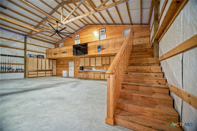 185 E Tiki Drive, Seadrift, TX 77983