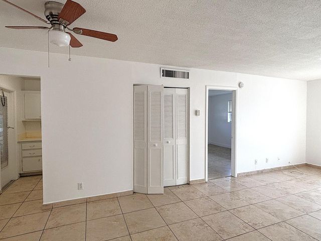 491 NW 42nd Avenue 4, Plantation, FL 33317