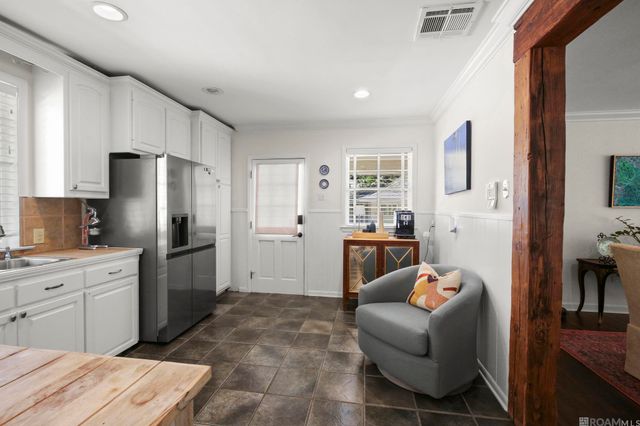 2814 S Eugene St, Baton Rouge, LA 70808