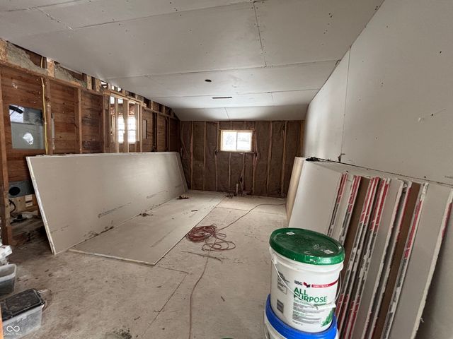 2104 Hunter Avenue, New Castle, IN 47362