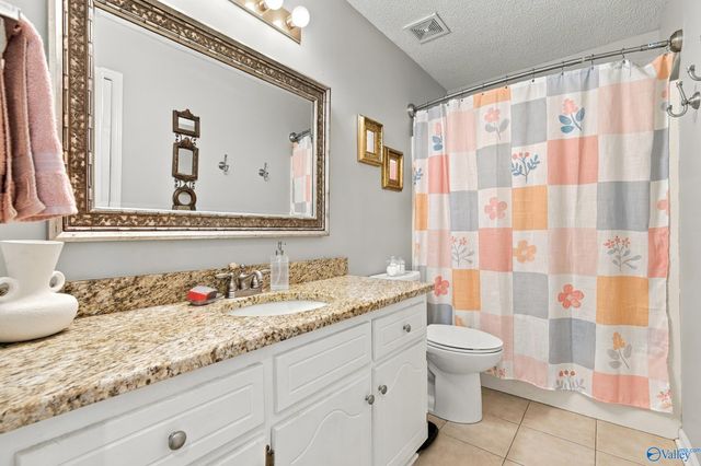 105 Laredo Circle, Huntsville, AL 35811