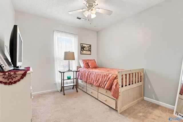 105 Laredo Circle, Huntsville, AL 35811
