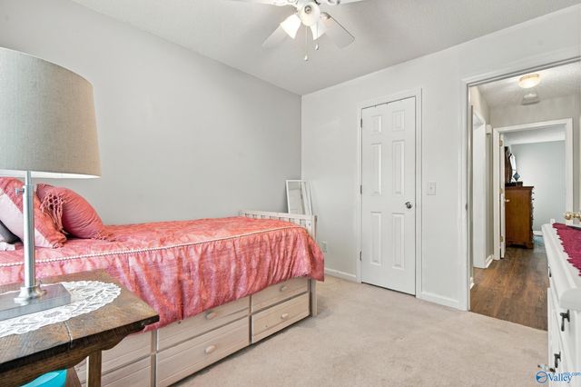 105 Laredo Circle, Huntsville, AL 35811