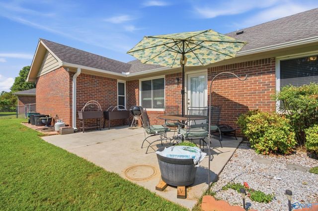 105 Laredo Circle, Huntsville, AL 35811