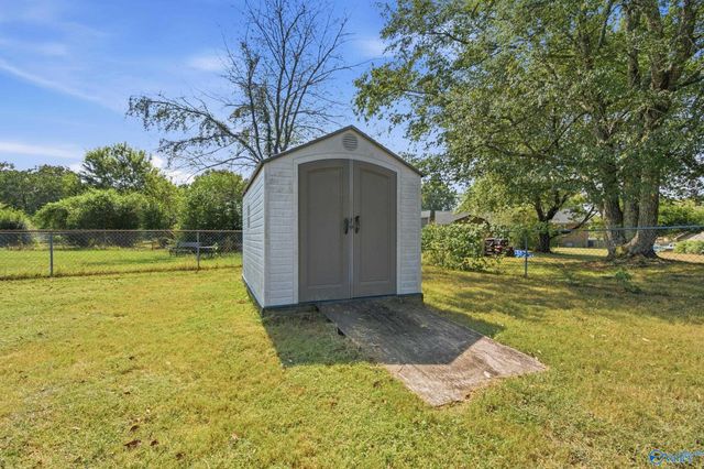 105 Laredo Circle, Huntsville, AL 35811