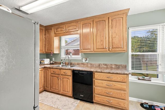 105 Laredo Circle, Huntsville, AL 35811