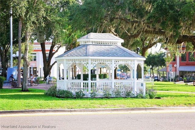 2006 Lakeview Drive, Sebring, FL 33870