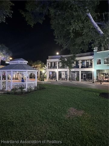 2006 Lakeview Drive, Sebring, FL 33870