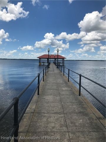 2006 Lakeview Drive, Sebring, FL 33870