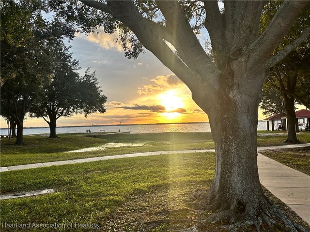 2006 Lakeview Drive, Sebring, FL 33870