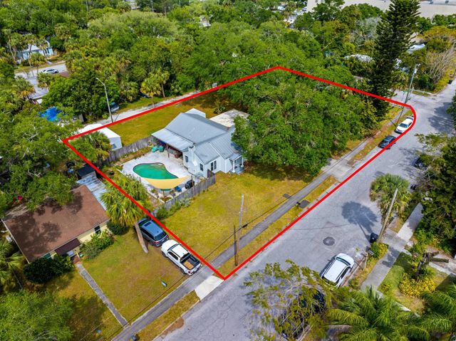 806 Citrus Avenue, Fort Pierce, FL 34950