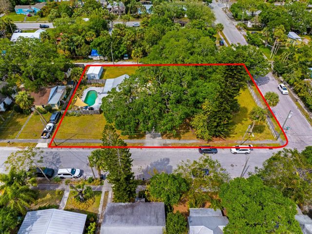 806 Citrus Avenue, Fort Pierce, FL 34950
