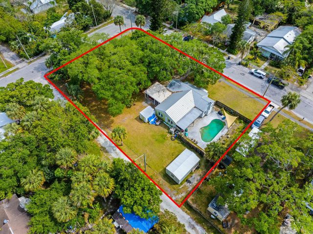 806 Citrus Avenue, Fort Pierce, FL 34950