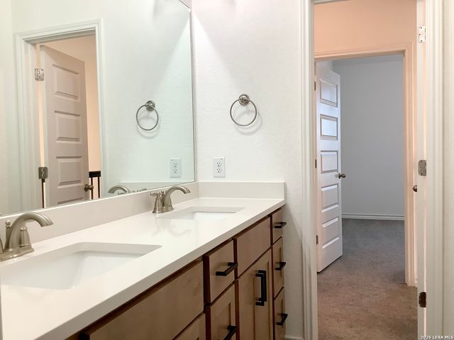 1620 Buckner Pl, San Antonio, TX 78253