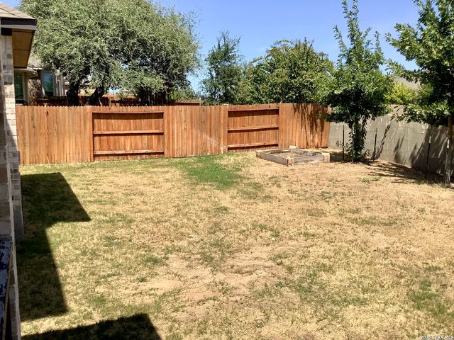 1620 Buckner Pl, San Antonio, TX 78253