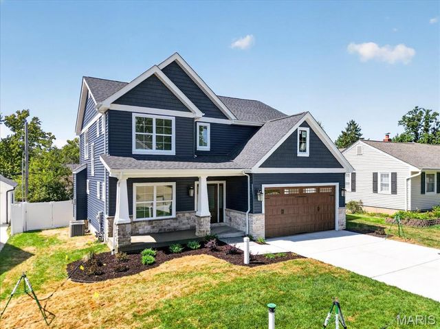 923 Poinsetta Lane, Kirkwood, MO 63122