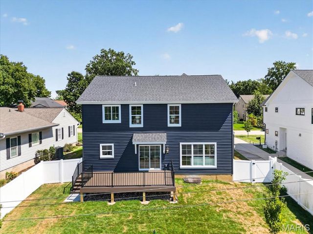 923 Poinsetta Lane, Kirkwood, MO 63122