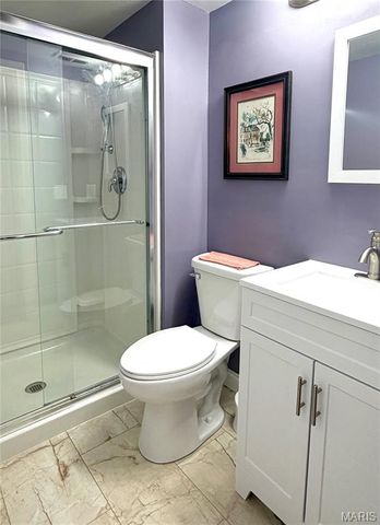 1960 Marine Terrace Drive H, Maryland Heights, MO 63146