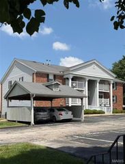 1960 Marine Terrace Drive H, Maryland Heights, MO 63146