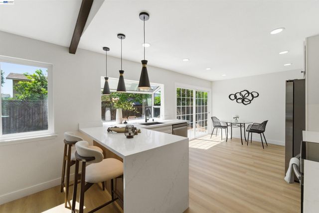 402 Avenida Arboles, San Jose, CA 95123